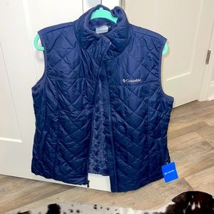Women’s Columbia Vest BRAND NEW W TAGS